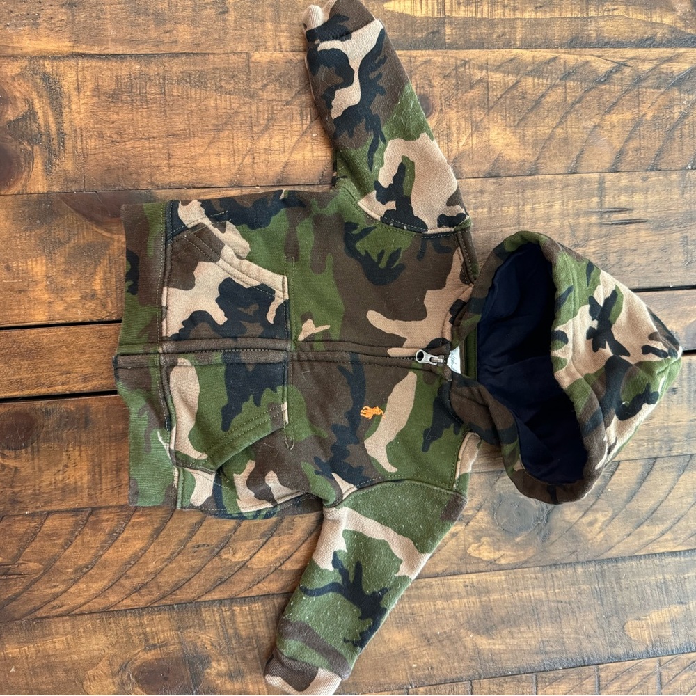 Ralph Lauren Sweat Shirt 3 months - gently used